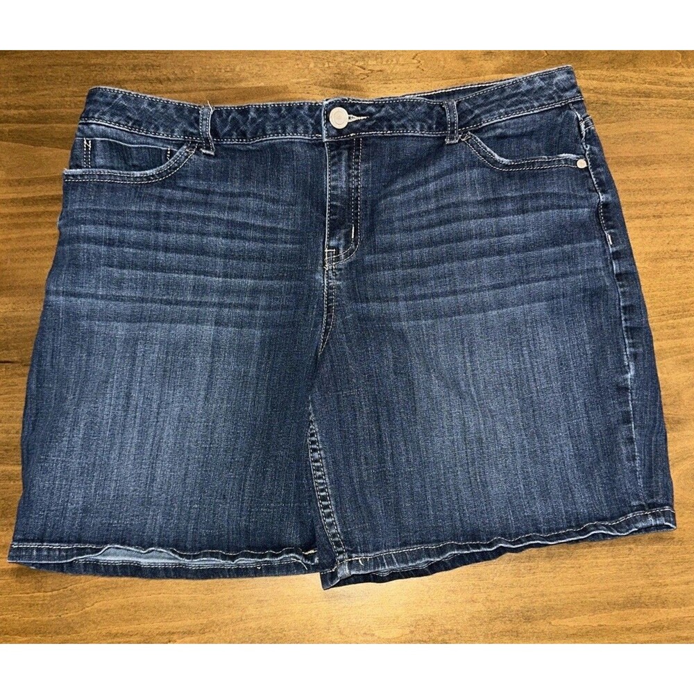 Simply Vera Vera Wang Denim Jean Shorts, Mid Rise, Dark Wash 16